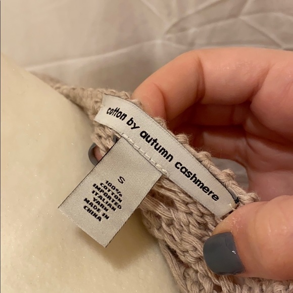 Sweater - Picture 4 of 4